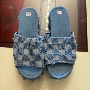 New Denim Slide Sandals • Frayed Checkered Straps • Women’s Size 11